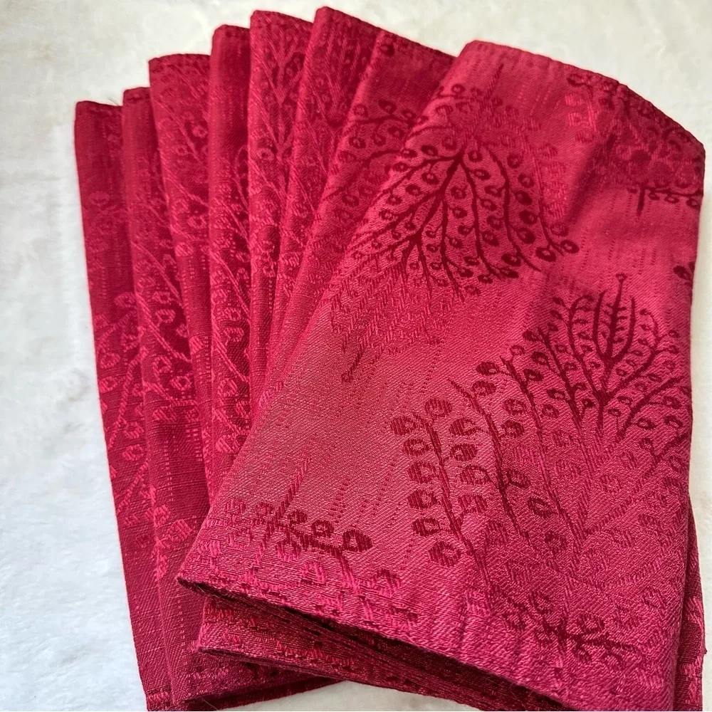 Cuisinart Table Placemats Decor Scarlet Red Satin Embossed Leaf Tree Set of 8